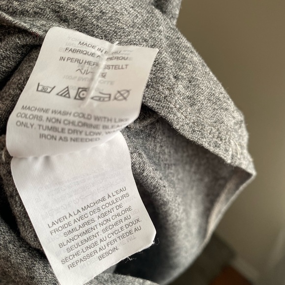 ๐3 for $25๐ ๐ | Madewell | Front Knot Tee | Gray | Casual | Small - Picture 6 of 6